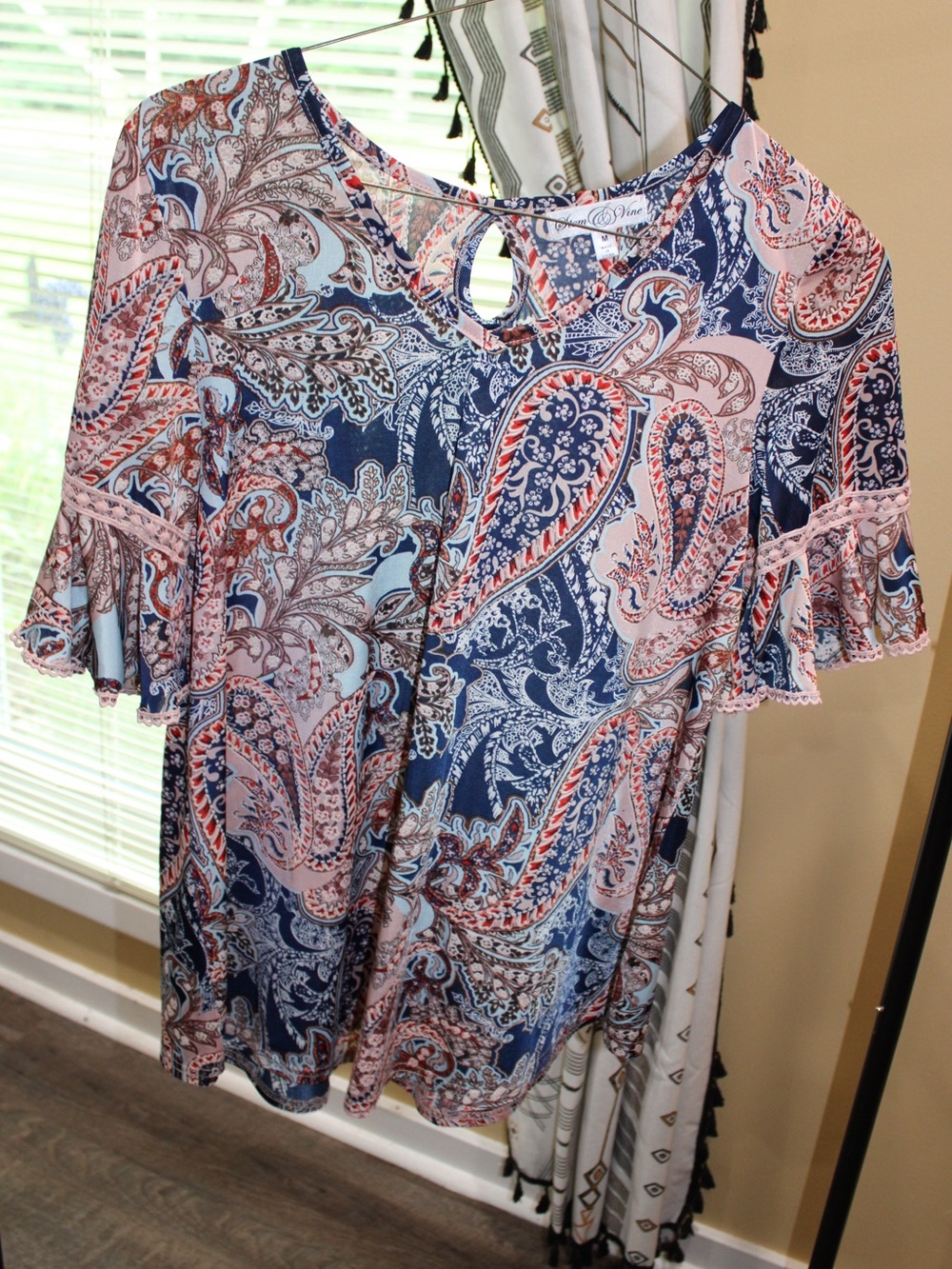 Stem & Vine Paisley Flutter Sleeve Blouse Size Medium Boho